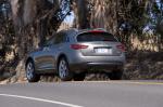 Infiniti FX50 2009 года
